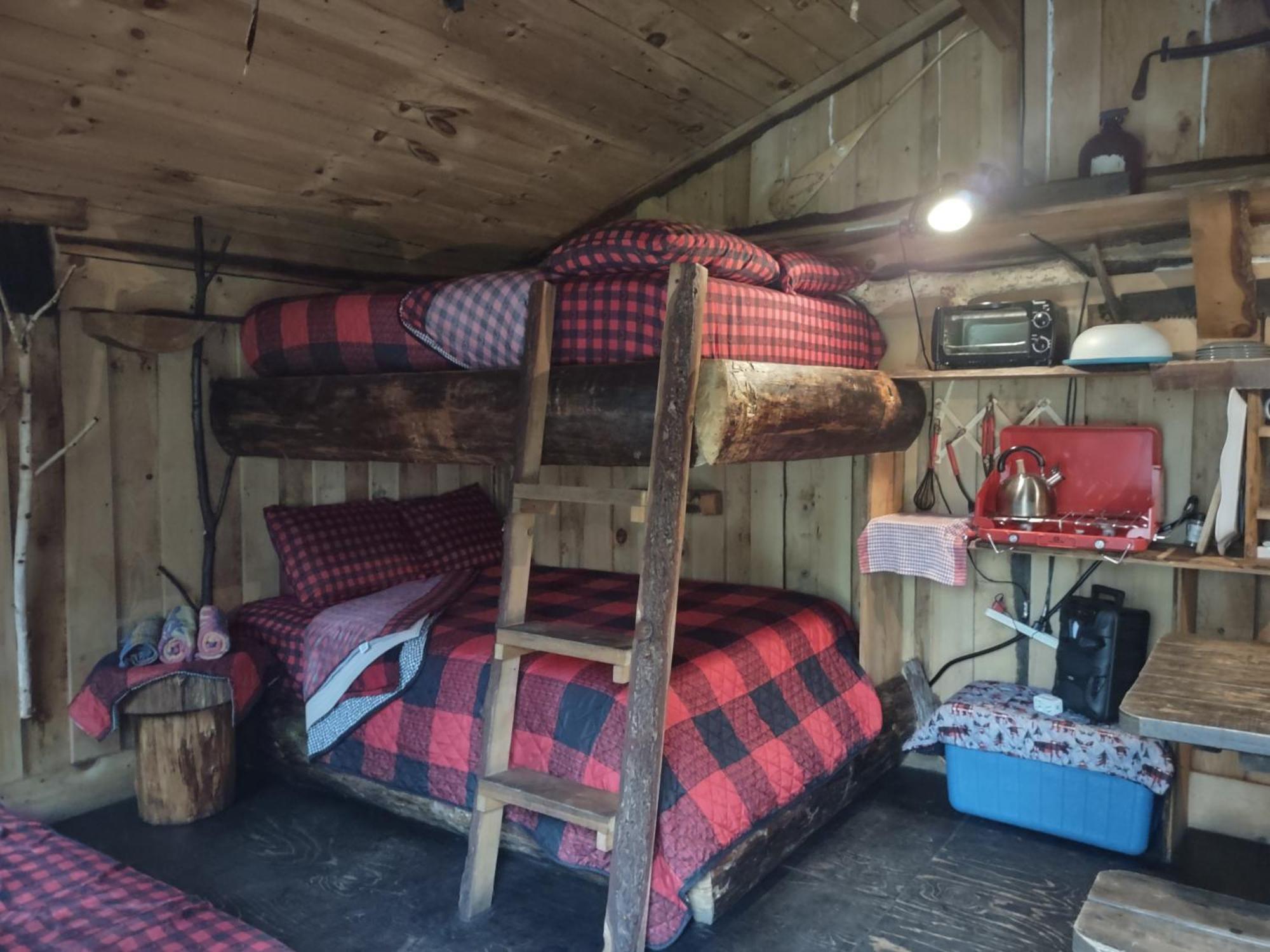 Hebergement De La Montagne St-Roch Saint Roch de Mekinac Dış mekan fotoğraf